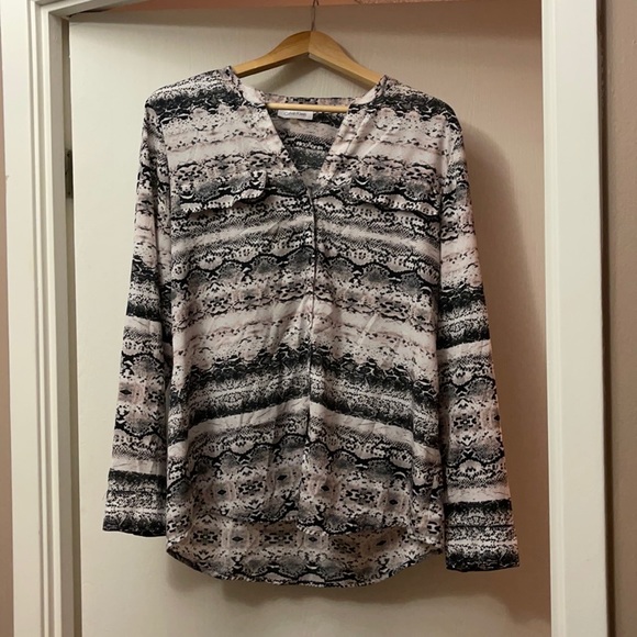 Calvin Klein pink&black snake pattern button up - Picture 1 of 3